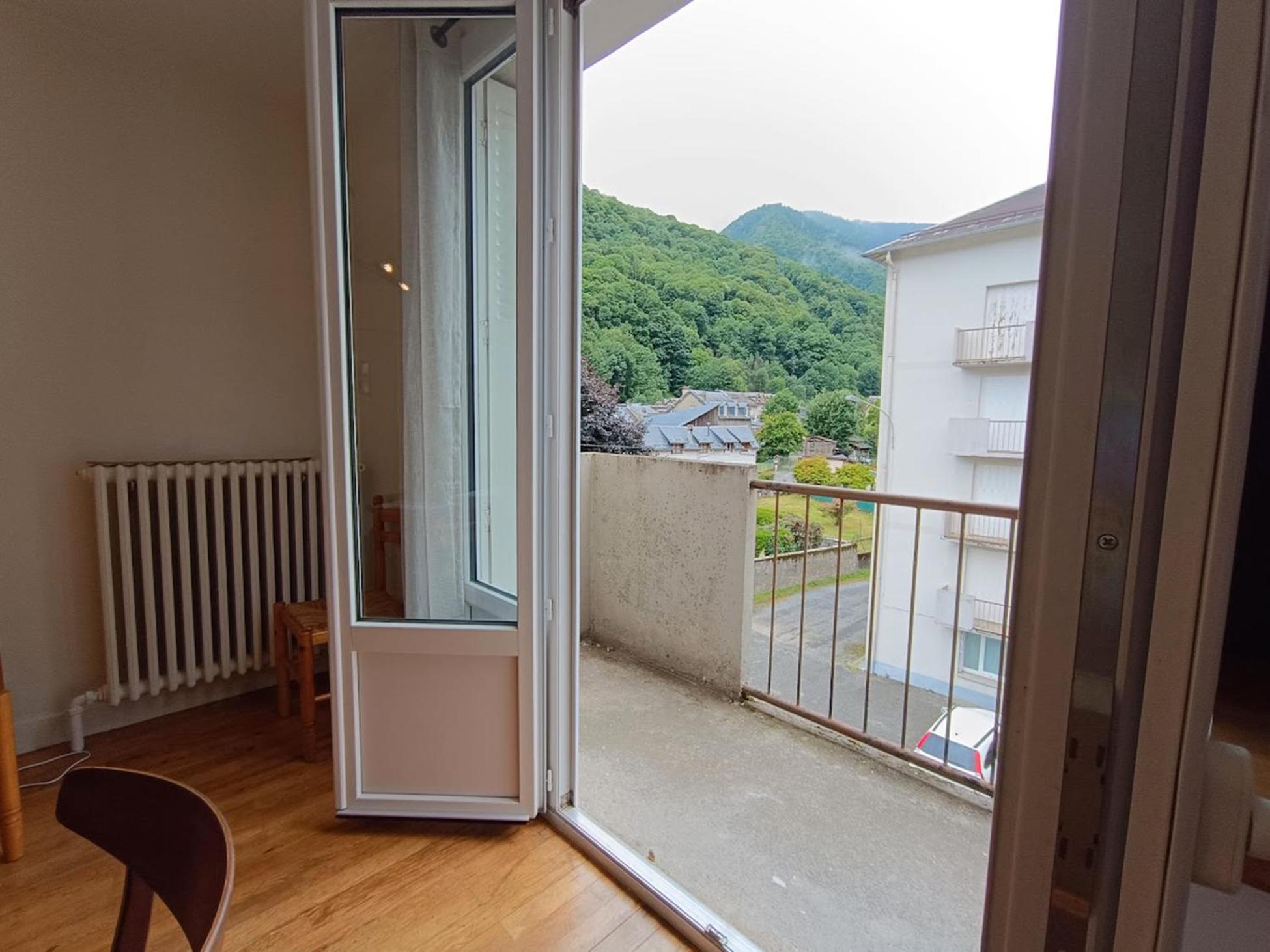 L'Appart Du Maupas, T3, Wifi, Parking Bagnères-de-Luchon Exterior foto